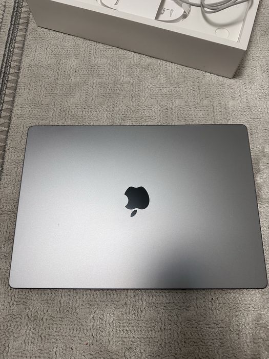 MacBook Pro 16 M1 Pro
