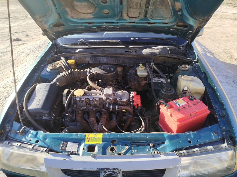 Опел вектра а 1.8