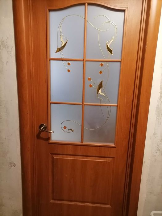 Продам дверь межкомнатную