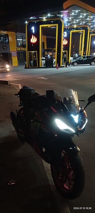 Sport bike sotiladi srochni