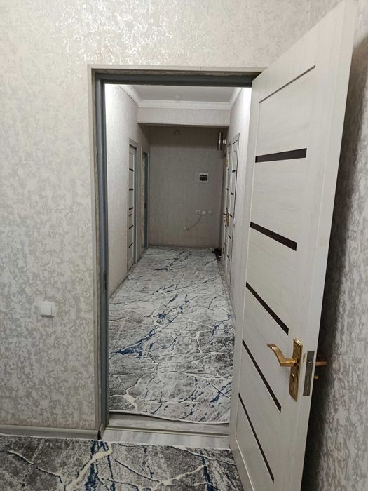 3 xonali uy sotiladi