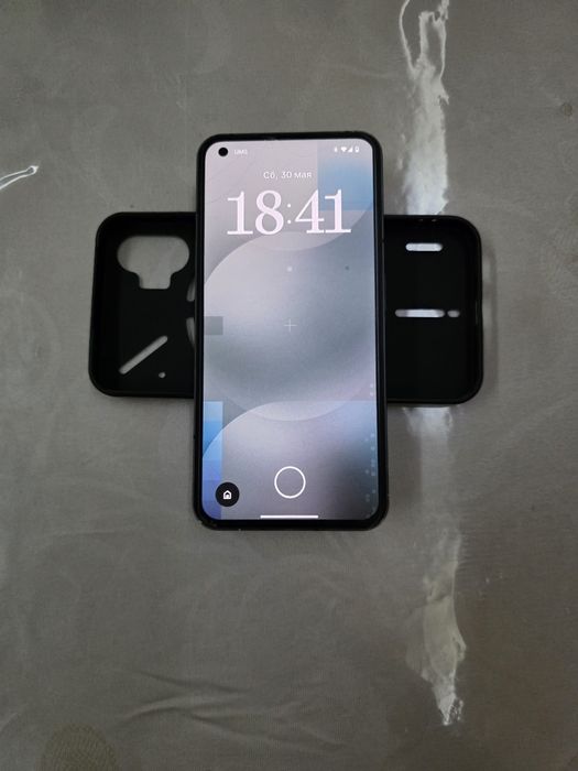 Nothing Phone (1)