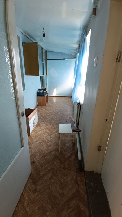 Продается квартира: 3 спальни + 2 санузла + веранда + 2 огорода|1 этаж