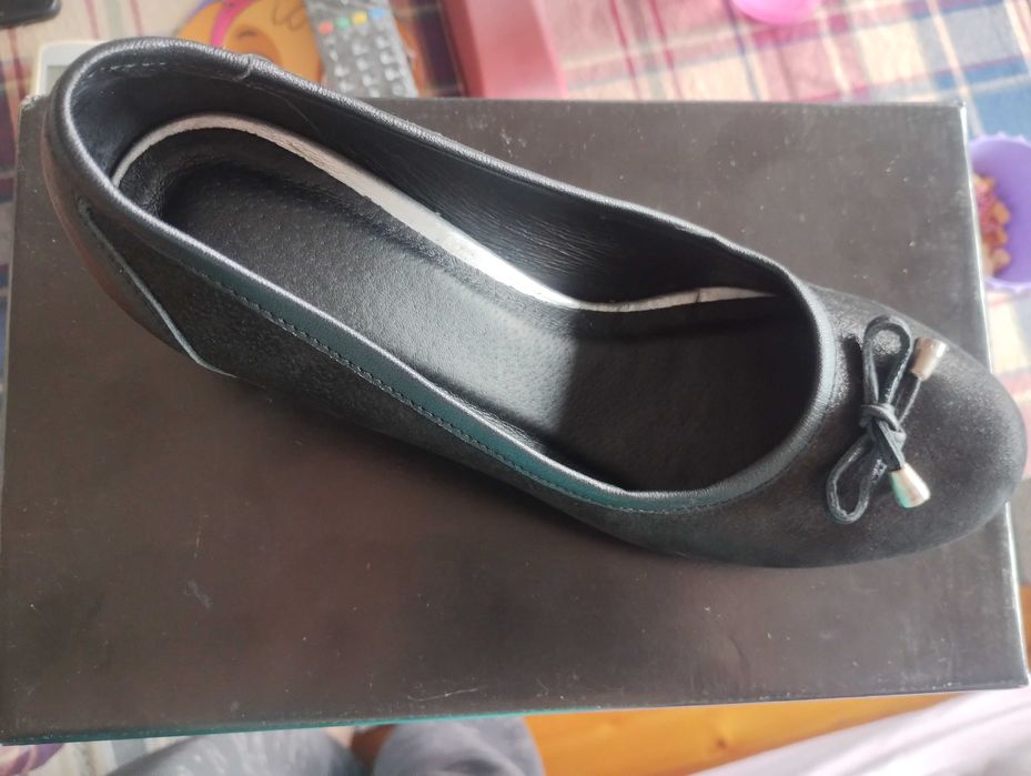 Неразличими от нови обувки