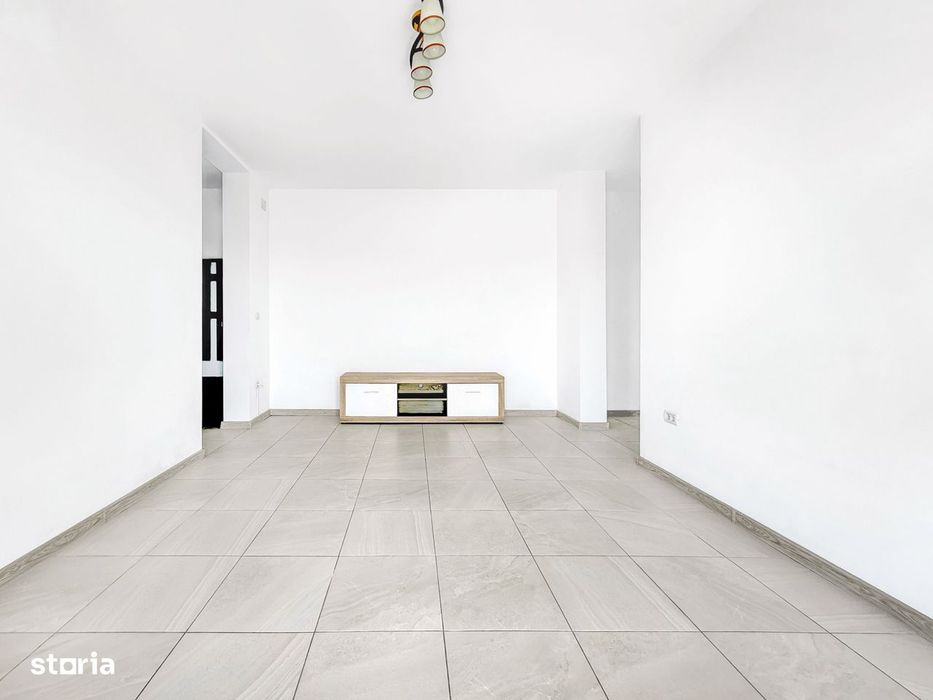 2 Camere | Etaj 2/3 | Apus Spectaculos | Central Giroc | Comision 0