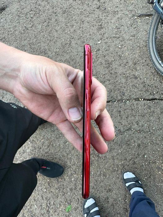 Samsung S20+ 8/128 красный. Рассрочка