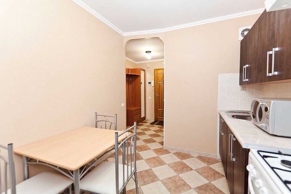 Дава се под наем Двустаен апартамент в София, Дружба 1 - 45 кв.м за 375 € - Снимка #1