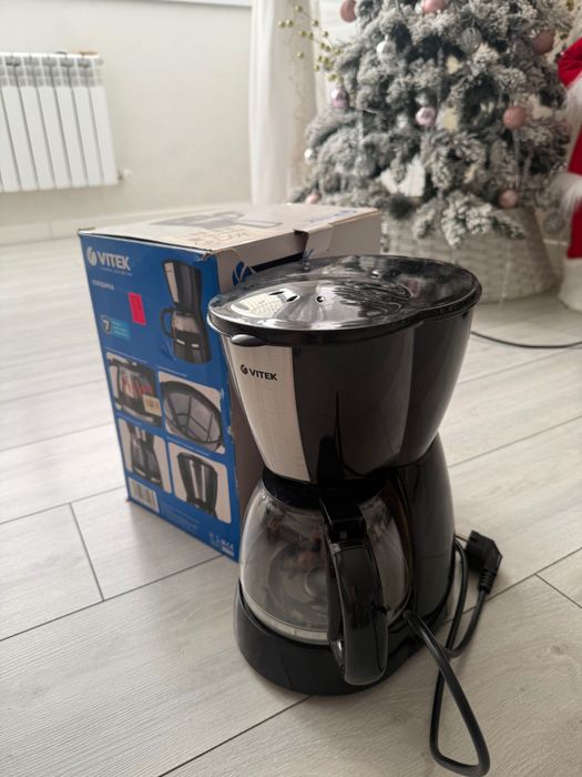 Продам кофеварку Vitek