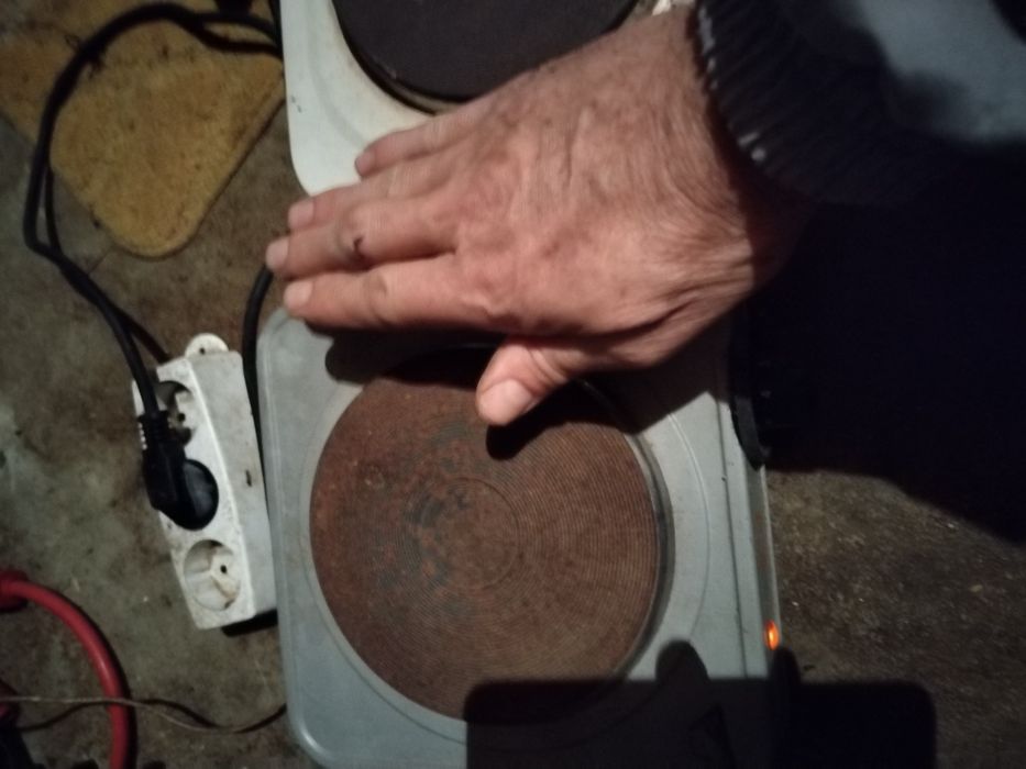Plita electrică pentru gătit de 1000W