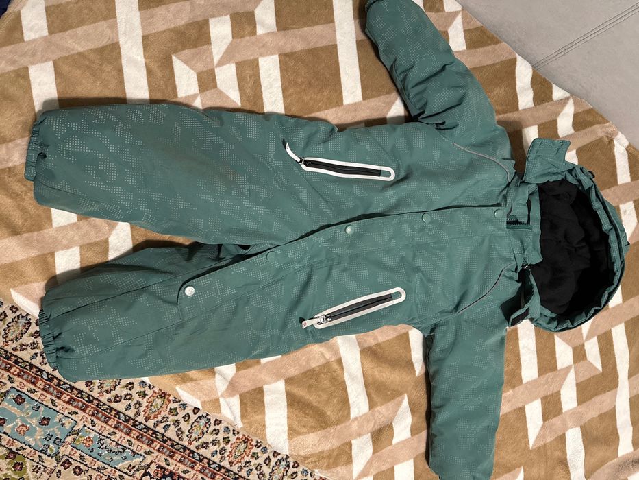 Продам детский комбинезон на рост 90-95 см