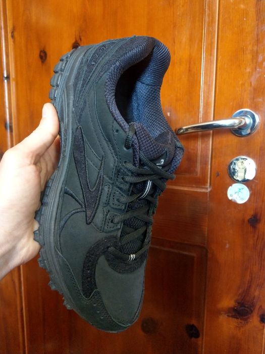 Brooks 43нм. 27,8см.