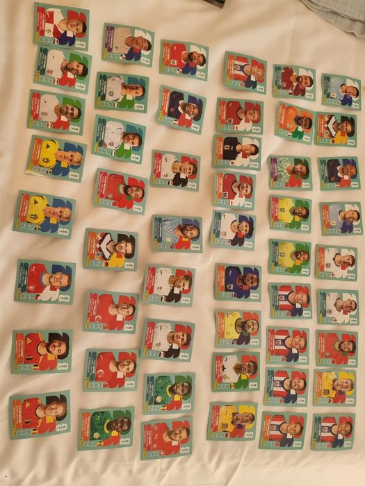 Vând/Schimb  Cartonase Panini World Cup 26