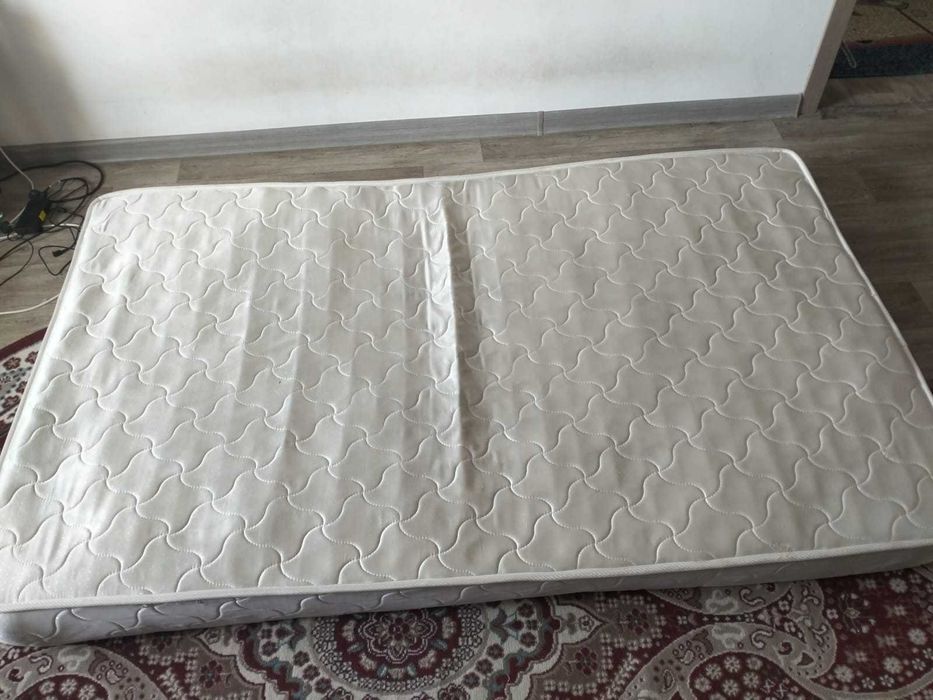 Продам -  матрас
