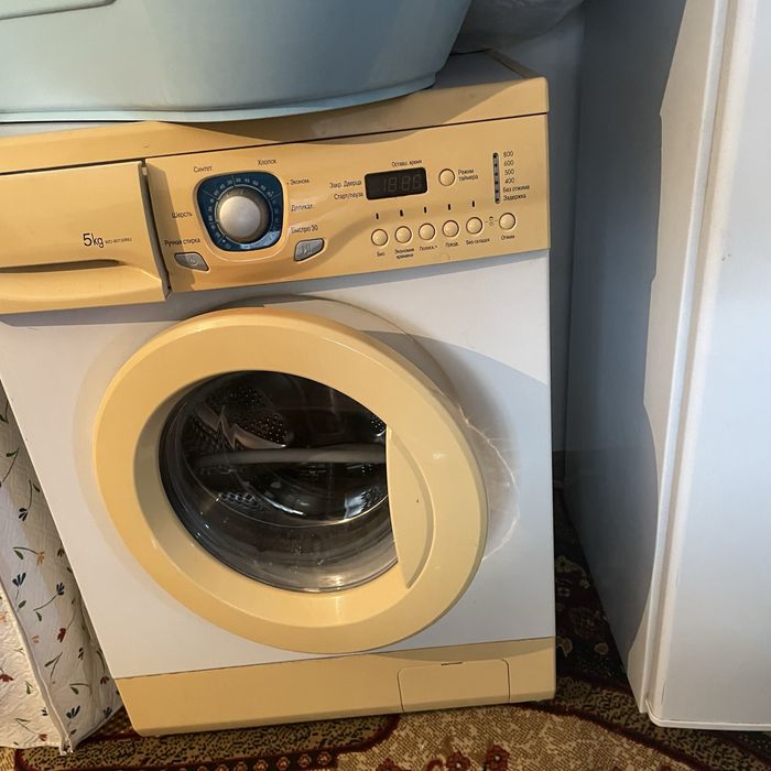 Продам стиралку в отличном состоянии