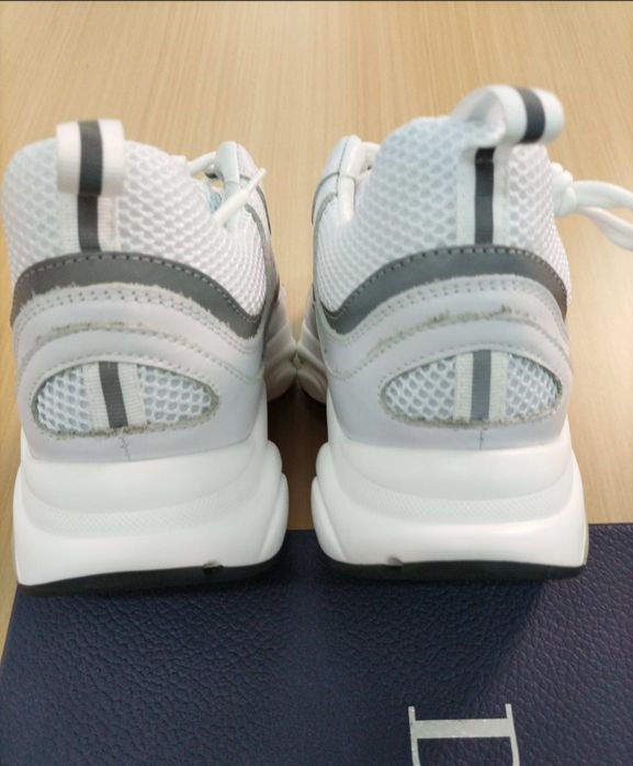 adidasi Dior b22