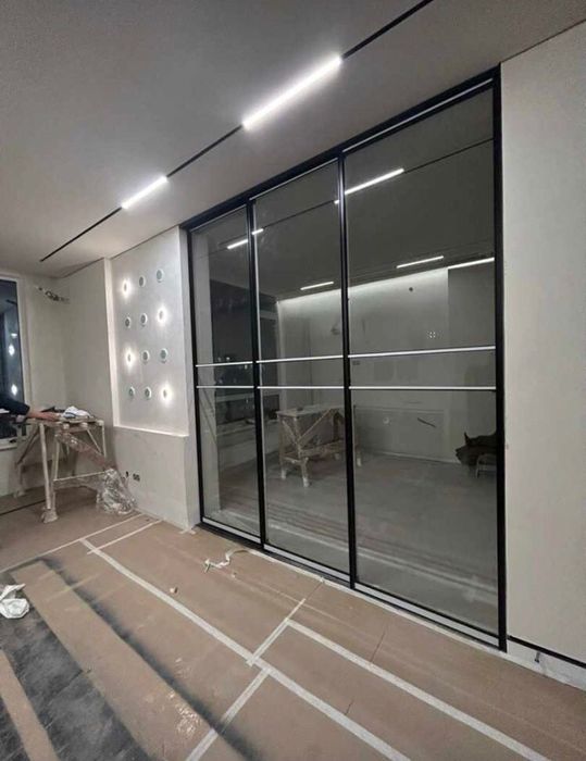 Перегородки для душевых кабин,