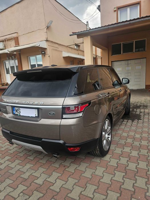 Autoturism Land Rover