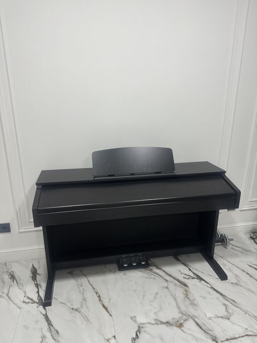 Продается пианино Medeli DP250Rb
