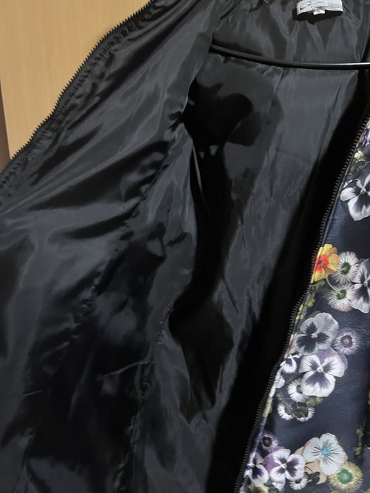 Un palton deosebit, marca Giorgal, realizat pe comandă, unicat