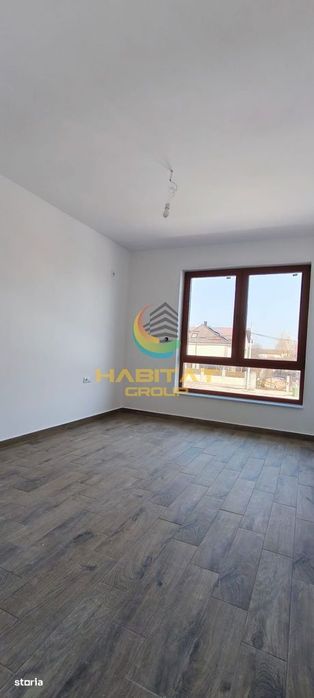 Casa 5 camere- P+1+M- Berceni