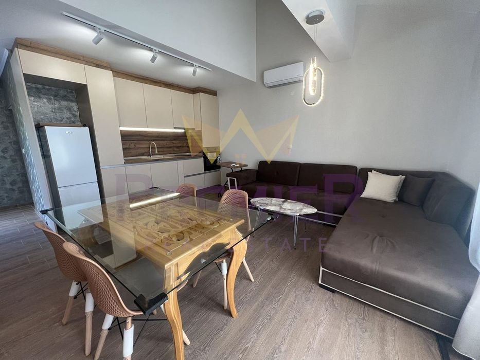 Дава се под наем Двустаен апартамент в Варна, Бриз - 70 кв.м за 600 € - Снимка #7