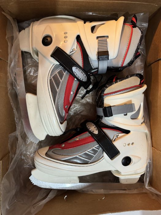 Кънки за лед Roxa. Чисто нови.