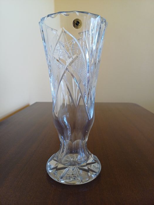 кристални вази.             .