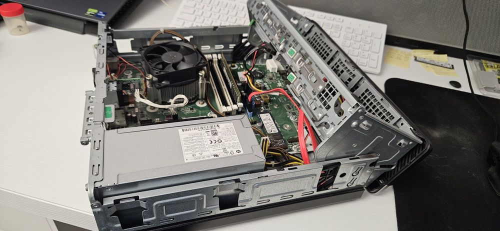 i7 8700 - Sisteme PC & Gaming oferte online | OLX.ro