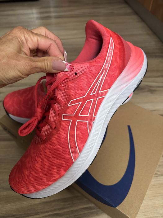 Оригинални нови маратонки ASICS GEL-EXCITE 8 TWIST! 43 н