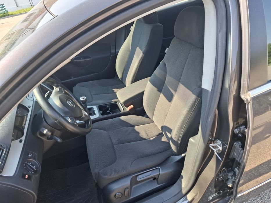 Vând VW Passat 2.0 TDI Euro  5 inmatriculat
