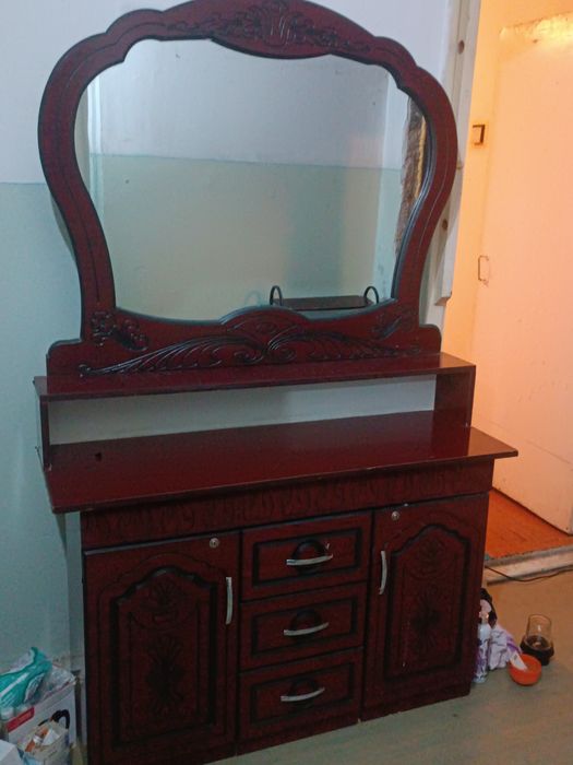 Mebel  sotiladi  dvux spaniy tirimo shifaner adelna 2ta spaniy srochni