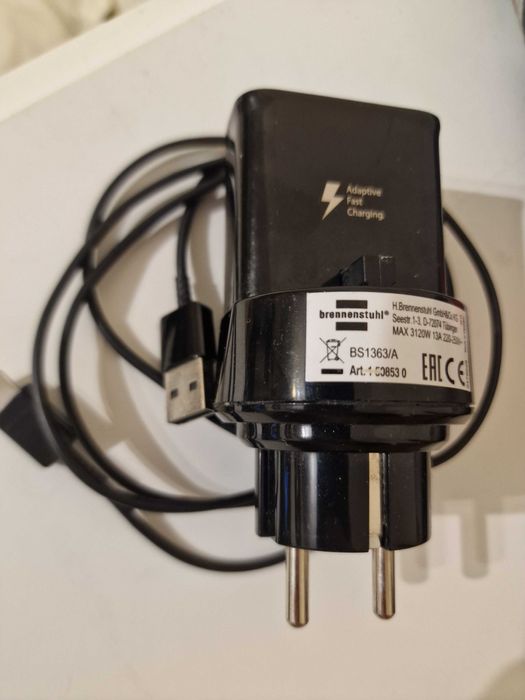 Incarcator Samsung fast charge, model anglia, cu cablu și adaptor.