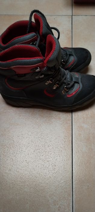 Боти, кецове номер 36 и 37