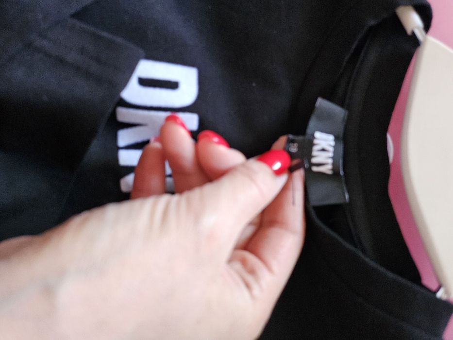 Лонгслив от  DKNY