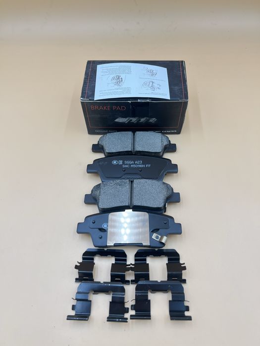 Тормозные колодки GENESIS GV80