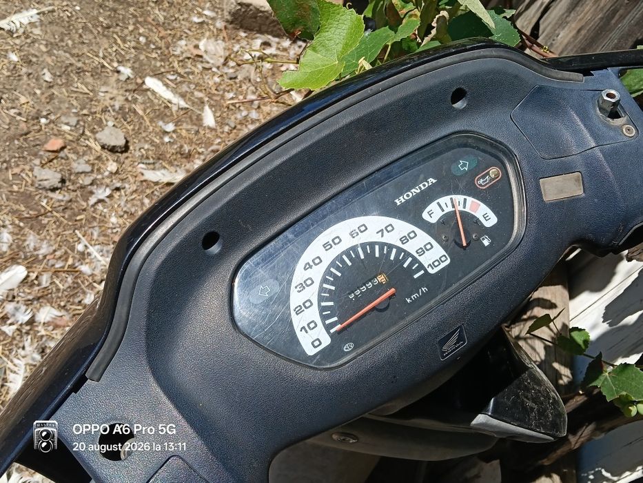 Vând scuter funcțional