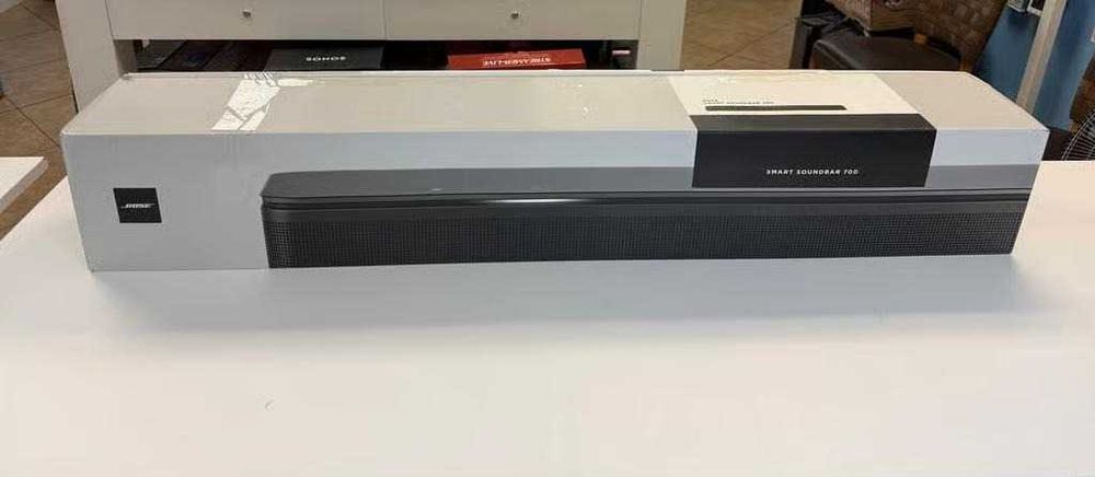 Bose Smart Sound-bar 700 Soundbar w Alexa Voice Control
