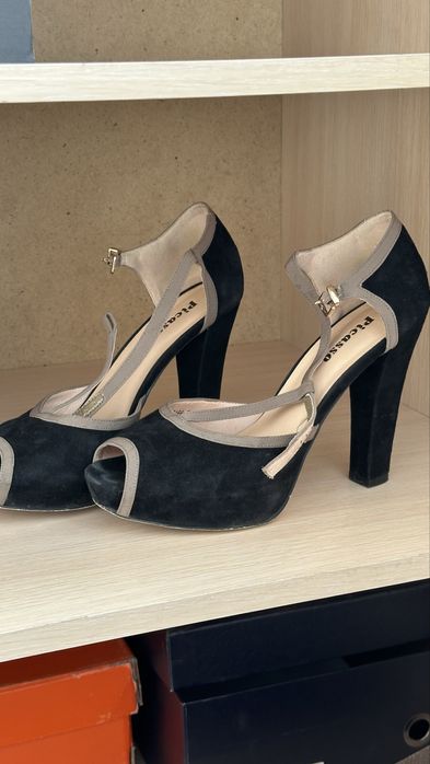 6 пар обуви за 10.000тг!