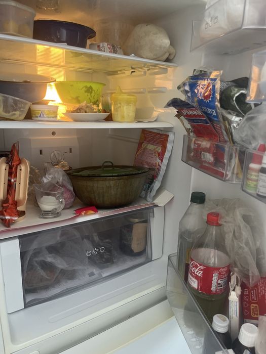 Холодильник с морозильником