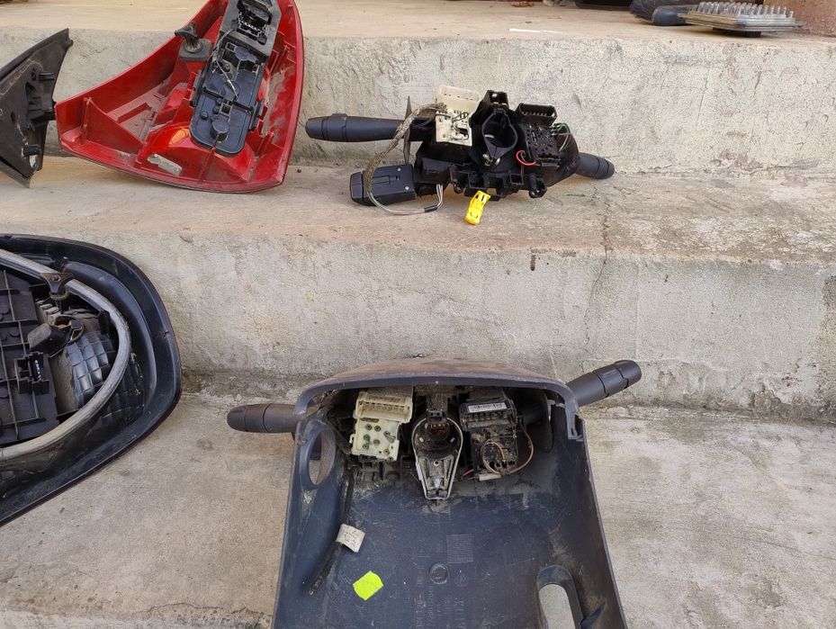 Lampi spate Renault Clio