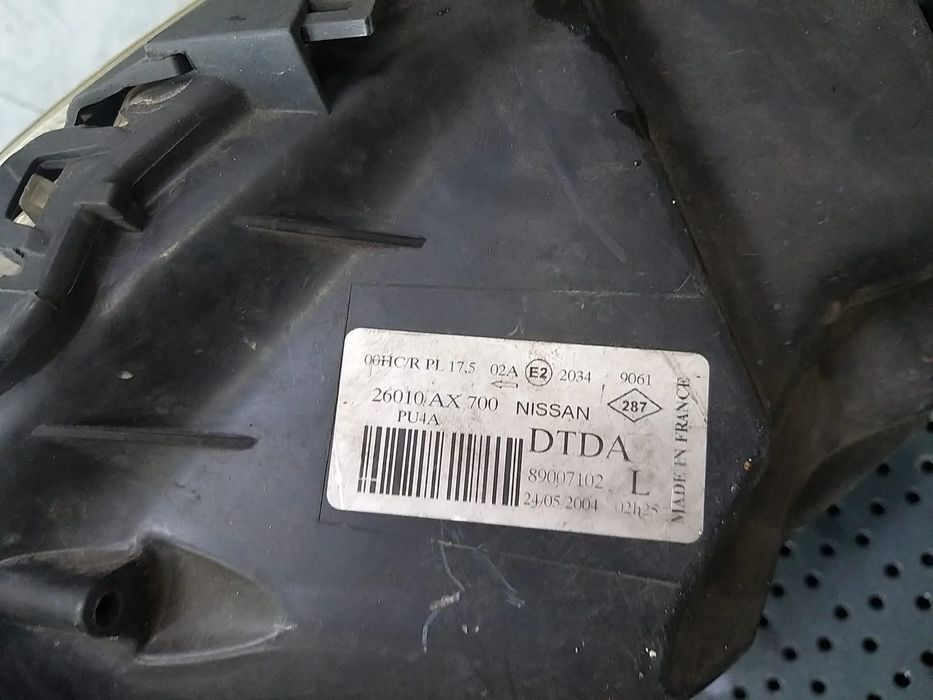 Far dreapta nissan micra 3 k12 26010ax700