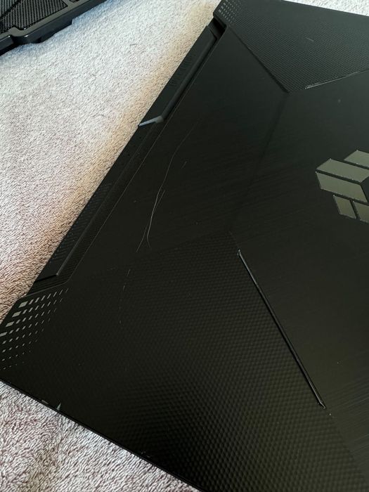 Laptop Gaming ASUS TUF F15 - i5 11400H / RTX 3050 Ti / 16GB RAM / SSD 512GB / 144Hz + Cutie & Cooler