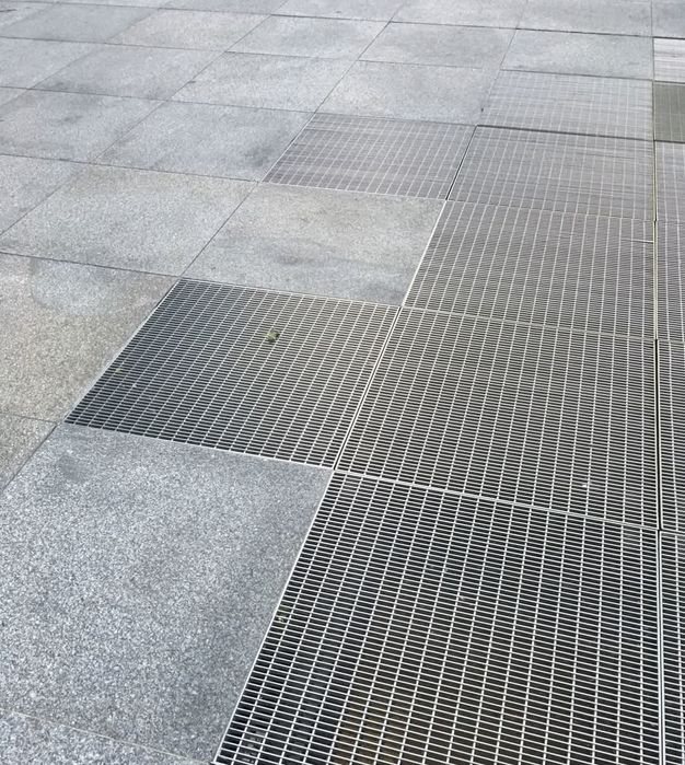 Grătare zincate pentru spălători auto si platforme