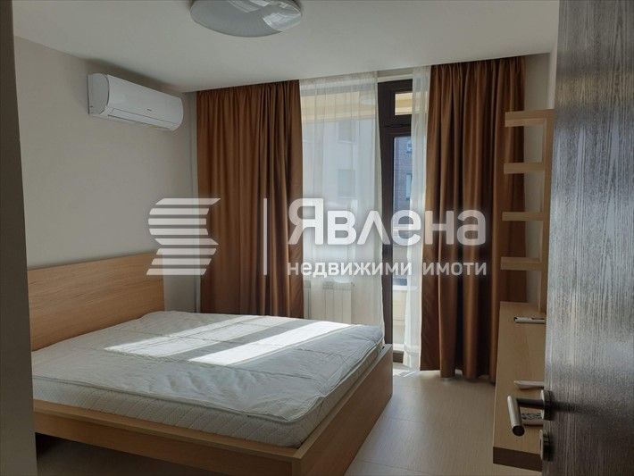 Дава се под наем Двустаен апартамент в ж.Южен парк - 65 кв.м за 750 € - Снимка #3