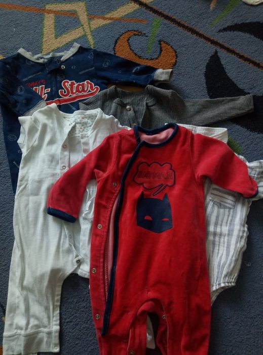 Продам детскую одежду