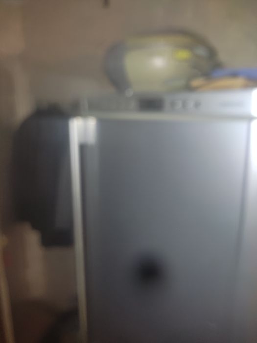 Продам Холодильник Самсунг