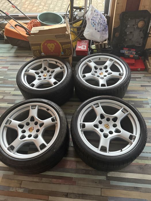 Vand 4 jante porsche lobster cu cauciucuri