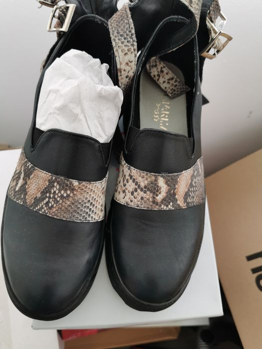 Pantofi casual cu platforma și barete