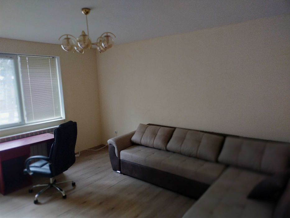 Дава се под наем Тристаен апартамент в Благоевград, Идеален център - 95 кв.м за 357 € - Снимка #11