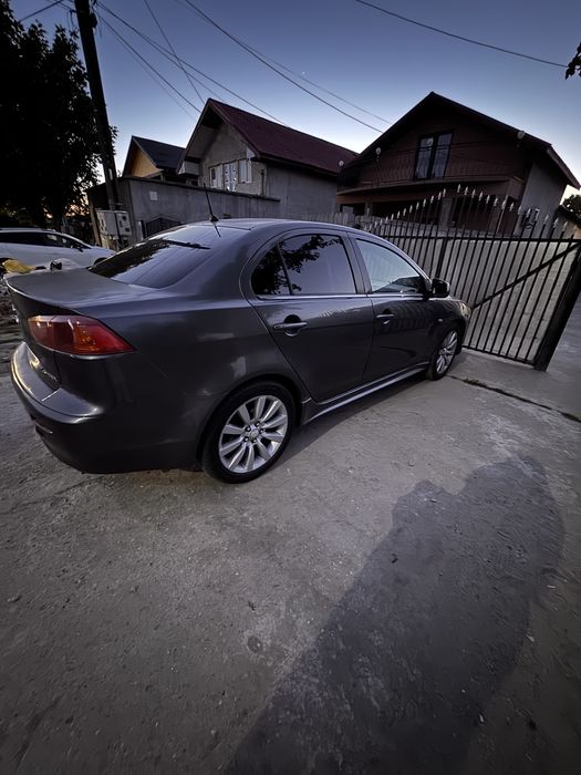 Mitsubishu an 2008 .2’,0 disel